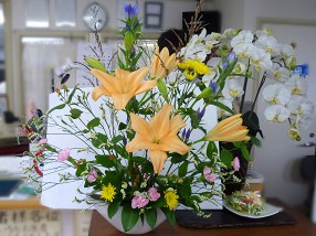 �t�����[�A�����W�����g